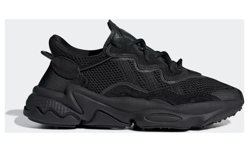 adidas OZWEEGO Core Black / Core Black / Trace Grey Met. (EE7775)
