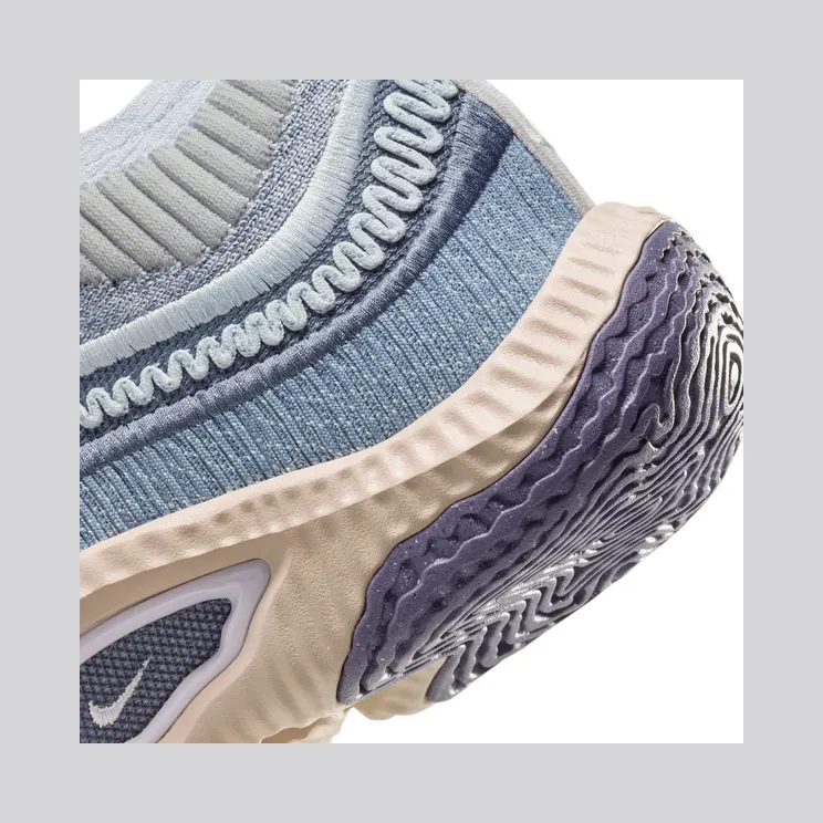 nike-cosmic-unity FV3526-010