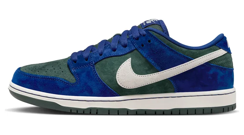 Nike SB Dunk Low Pro Deep Royal Blue/Vintage Green/Sail (HF3704-400)