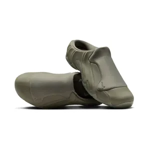 Nike Clogposite “Light Army / Platinum Violet” (HF2900-300)