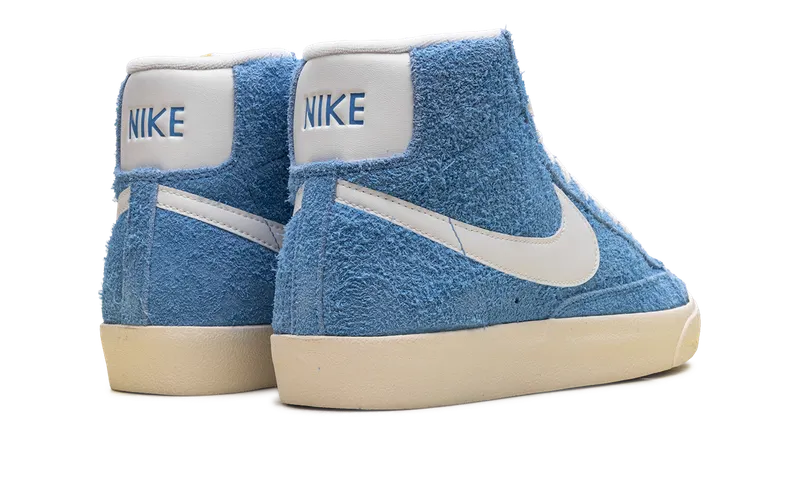 Nike Blazer Mid ’77 Premium “University Blue” (HF3157-400)