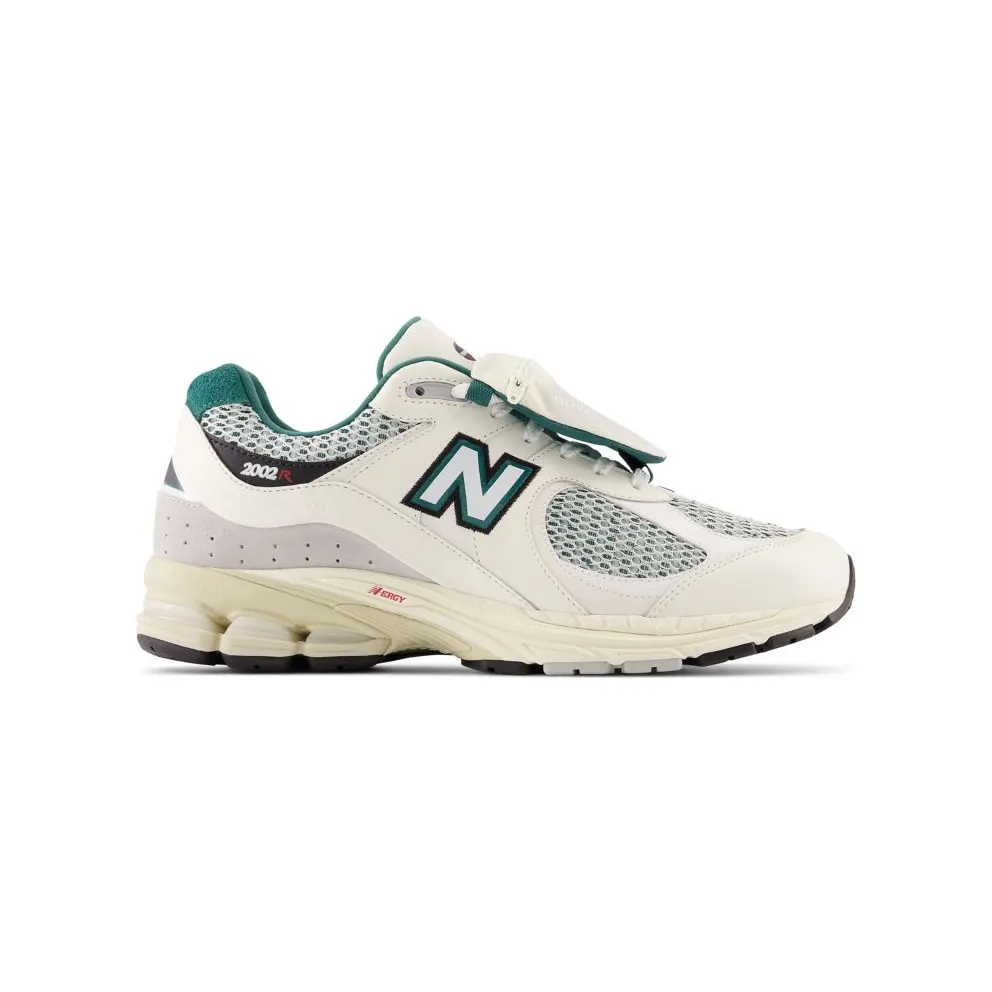 New Balance 2002R “Sea Salt/Vintage Teal” (M2002RVD)