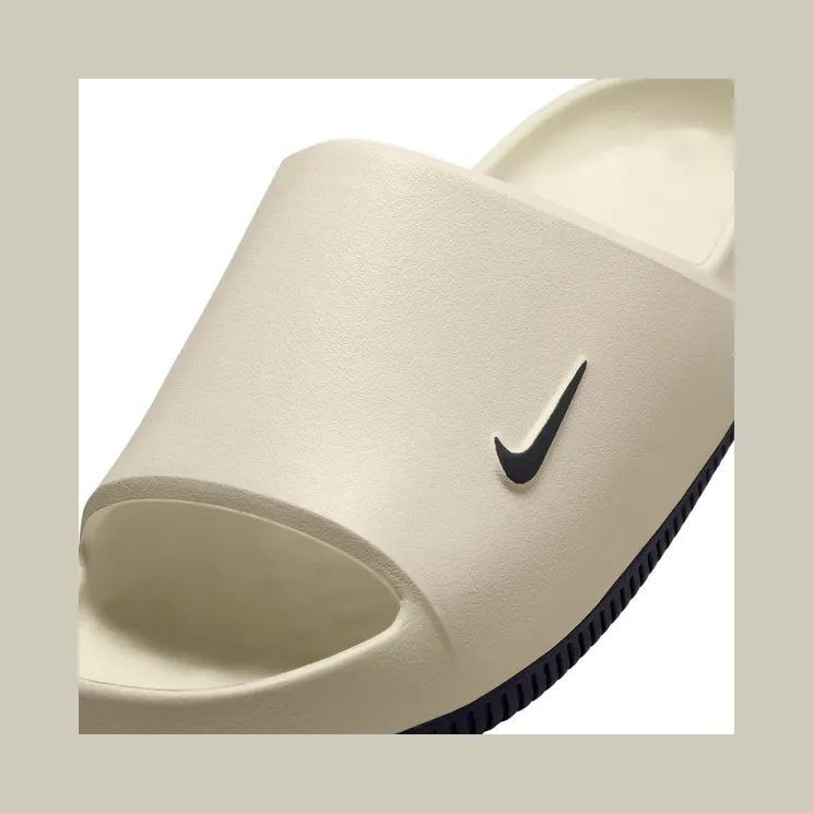 nike-calm IM7313-100