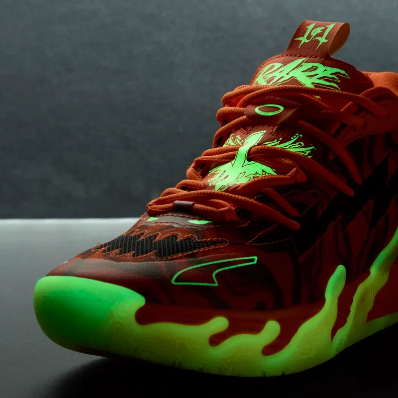 Puma MB.03 Halloween “Fluro Orange Pes / Puma Black” (311176_01)