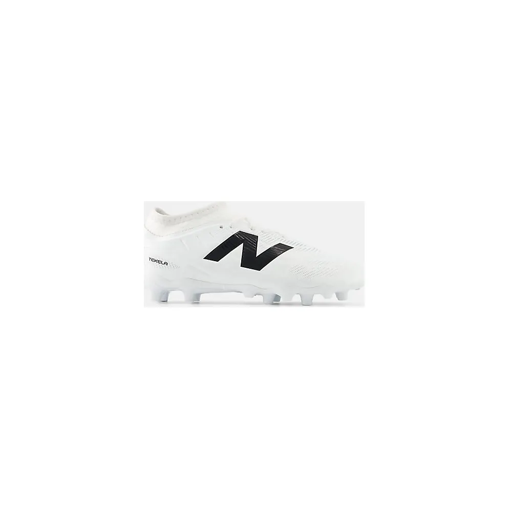 New Balance Tekela Team Low Laced FG V5 Black White Silver (SJT3FWG5)