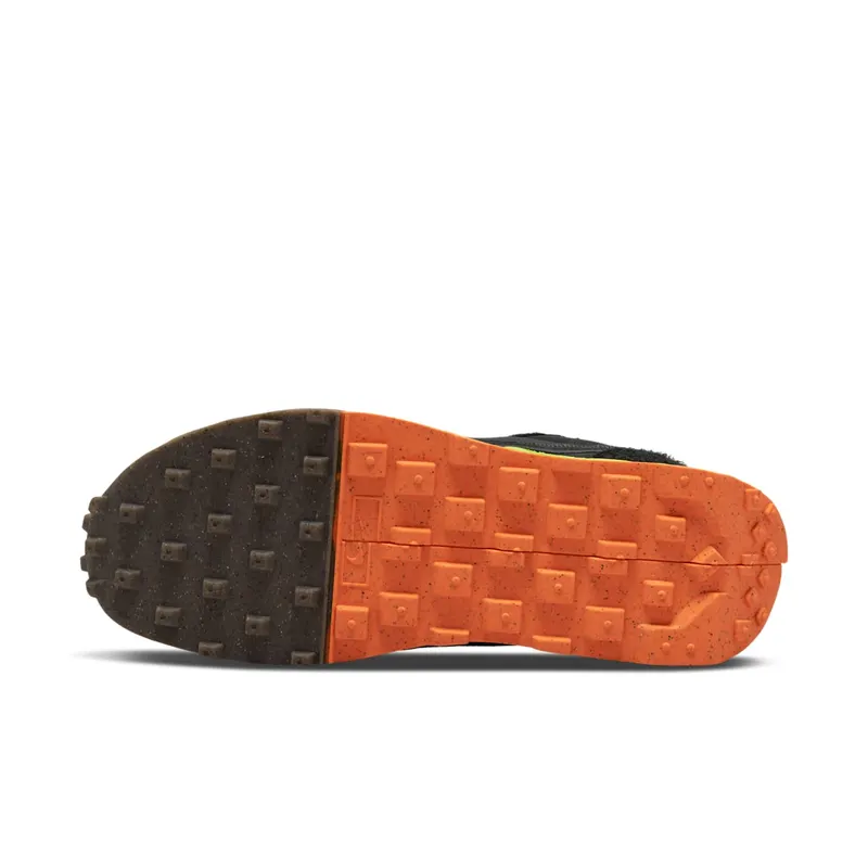 Nike FONTANKA WAFFLE “Black Volt” (DC3579-001)