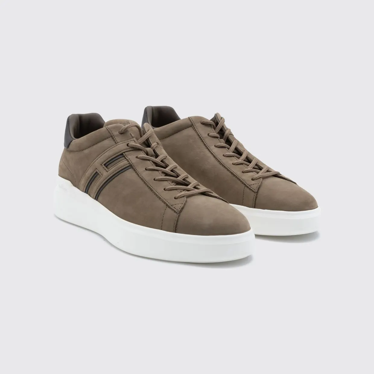 Hogan H580 Low-Top Sneakers in Suede with H Logo and Platform Sole Brown (HXM5800DV42UIE0FDQ)