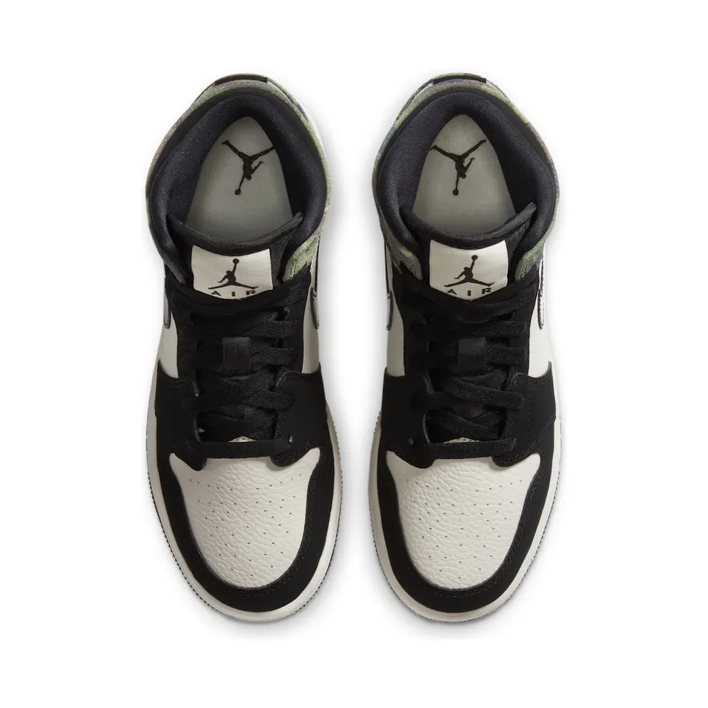 Jordan 1 Mid Camo (GS) Light Bone/Black (CW5550-001)