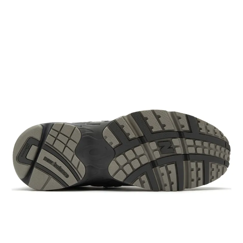 New Balance 725 Magnet (ML725C)