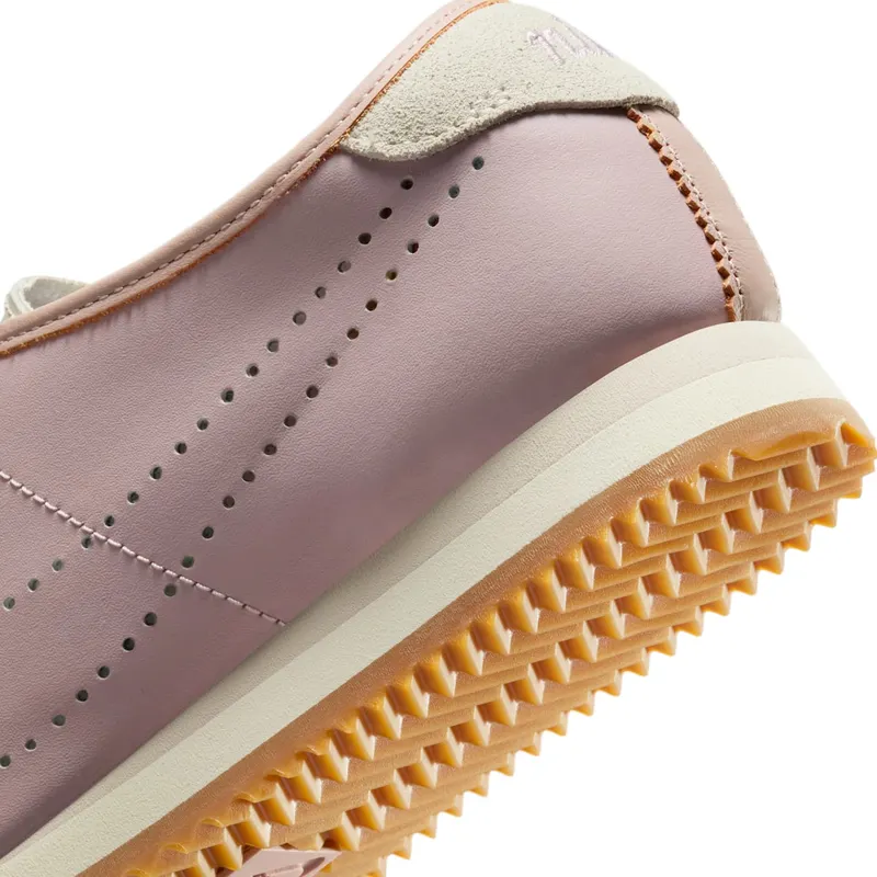 Nike Cortez Particle Rose / Sail / Gum Light Brown (HQ1841-602)