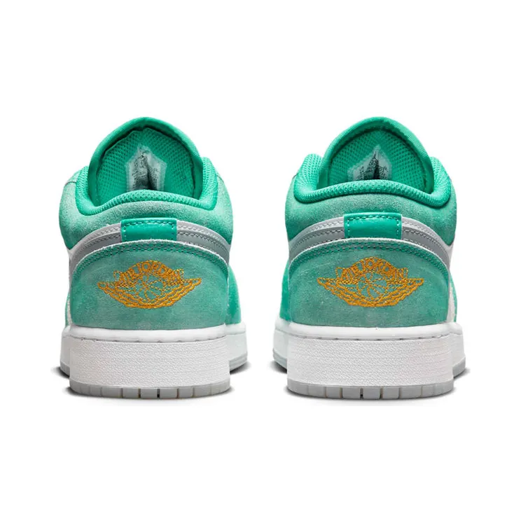 air-jordan-1 DO8244-301