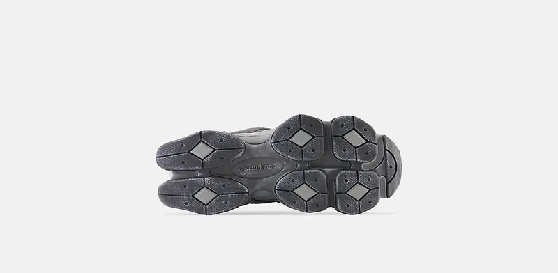 New Balance 9060 “Magnet”: grijs op grijs, en verder niks (5)