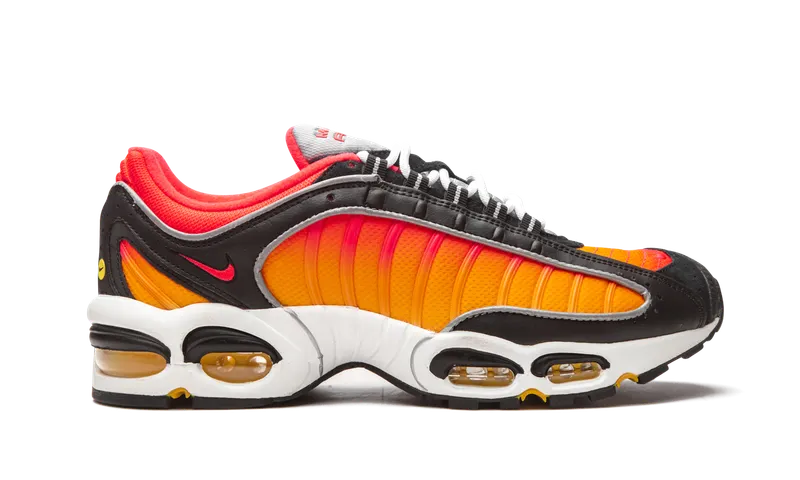 Nike Air Max Tailwind IV “Sunset” (CN9658-001)