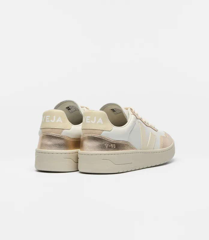 Veja – V-90 Leather – Women – Shoes – White (VD2021362A)