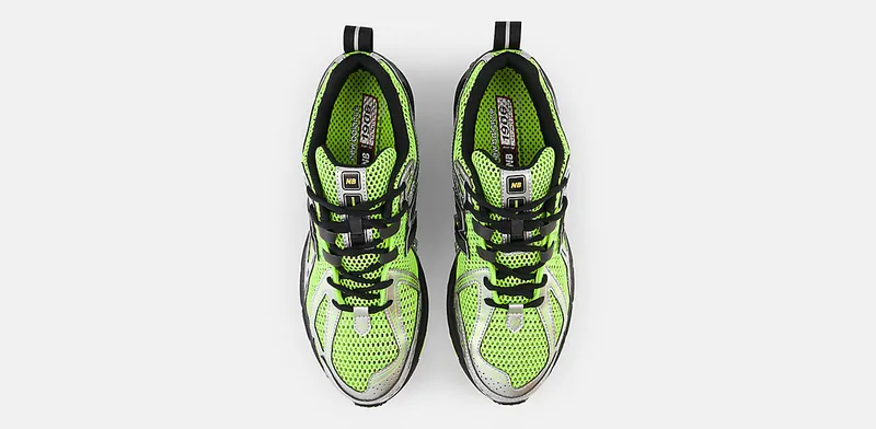New Balance 1906R “Volt / Black” (M1906RCG)