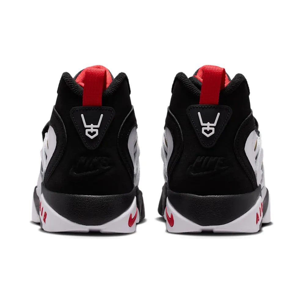 Nike Air Diamond Turf II GS “Black / Flame Red / Metallic / White” (IR4727-001)