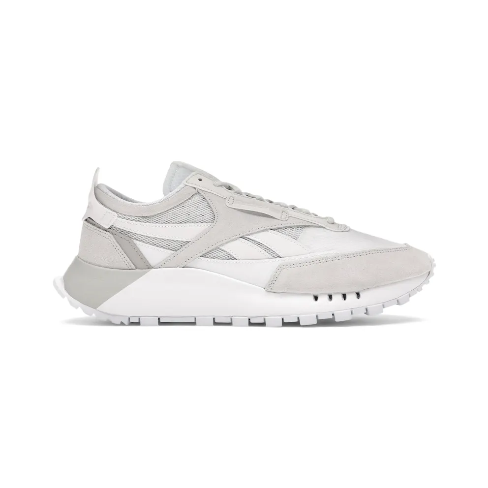 Reebok Classic Leather Legacy White Grey White/True Grey 1-Skull Grey (Other Brands Reebok)