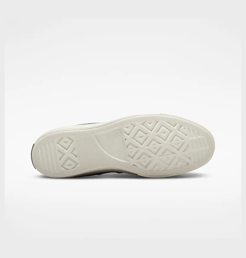 converse-chuck-taylor-all-star A01084C