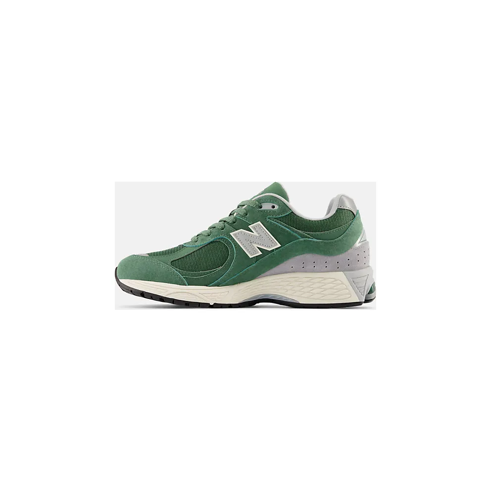New Balance 2002R “Jade Green” (M2002RHW)