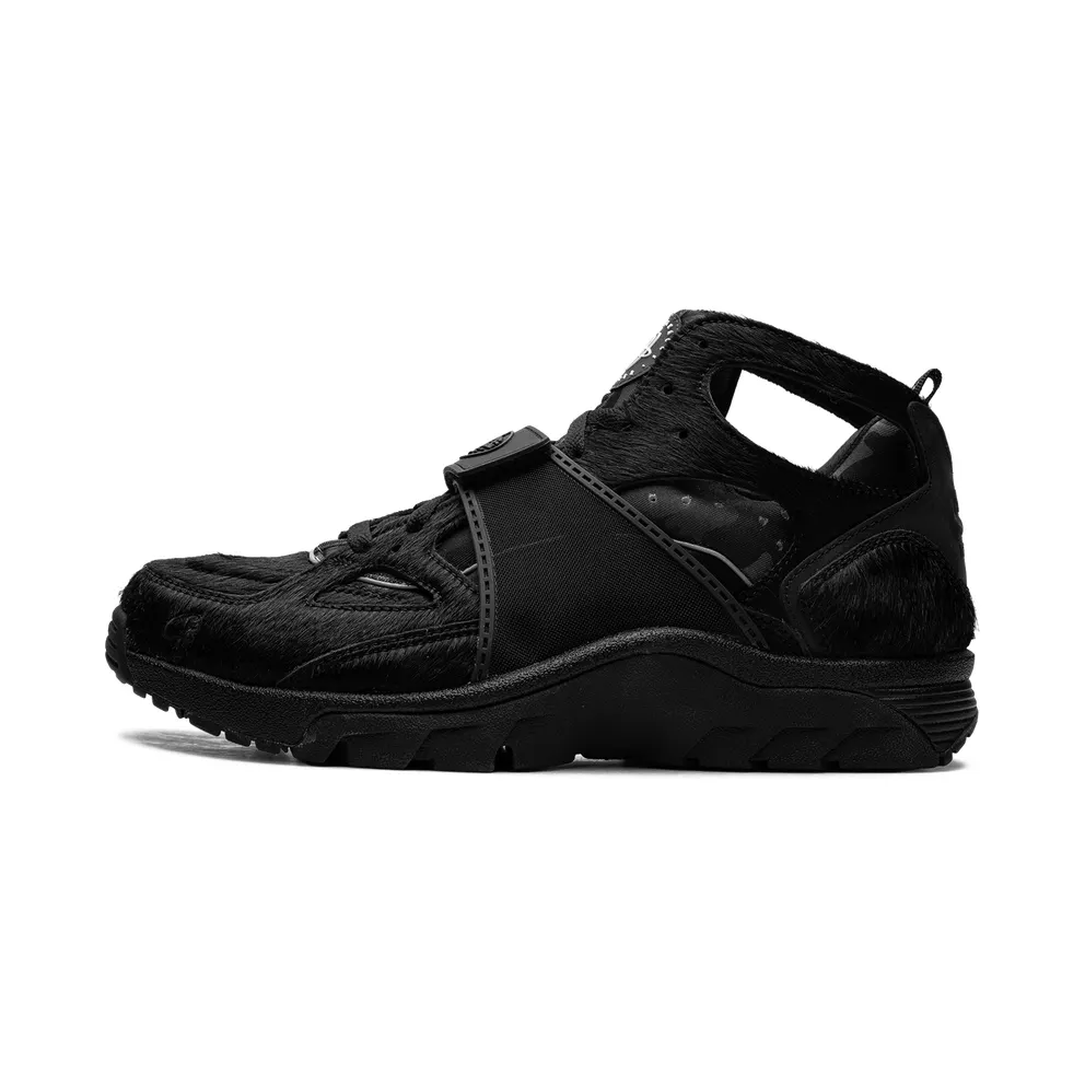 Nike Trainer Huarache “Corteiz – Black Poney” (FQ8793-003)
