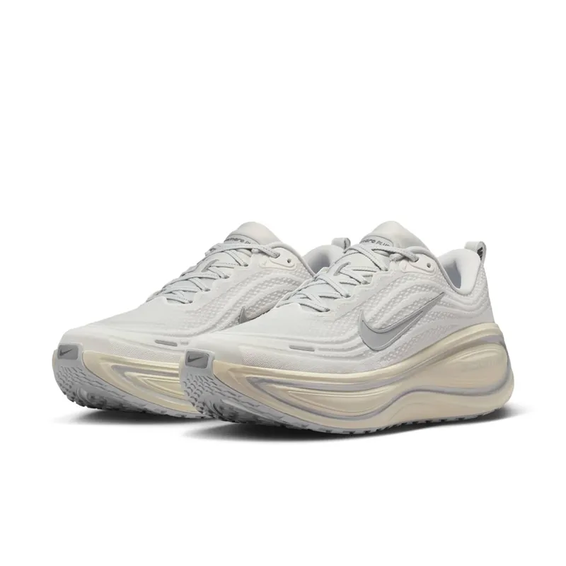 Nike Vomero Plus “Silver” (IQ0308-094)