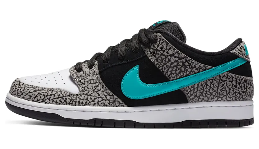 Nike SB Dunk Low atmos Elephant