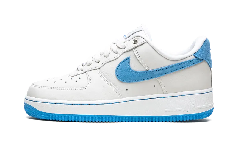 Nike AIR FORCE 1 LO LXX MNS “University Blue” (DX1193-100)