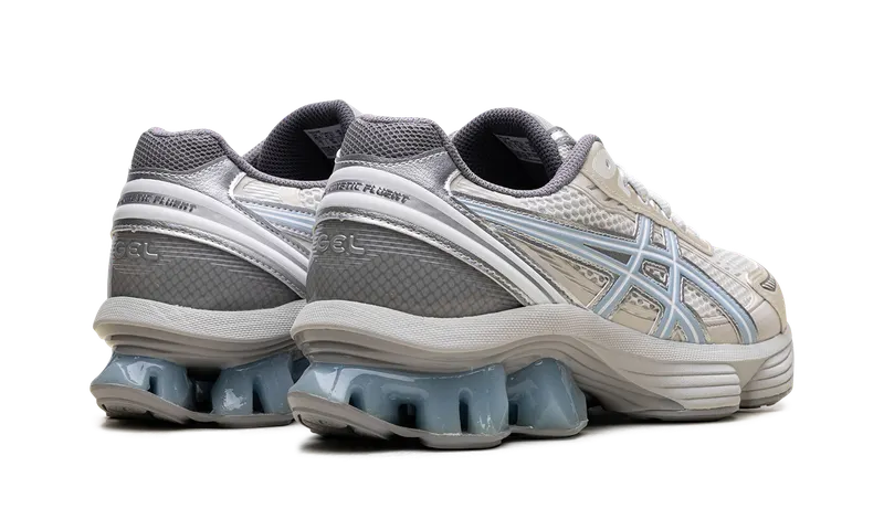Asics Gel-Kinetic Fluent “EMMI – Cream / Soft Sky” (1203A958-100)