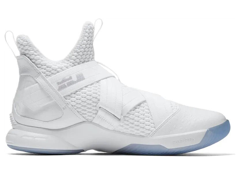 nike-lebron-soldier-12 AO4054-101