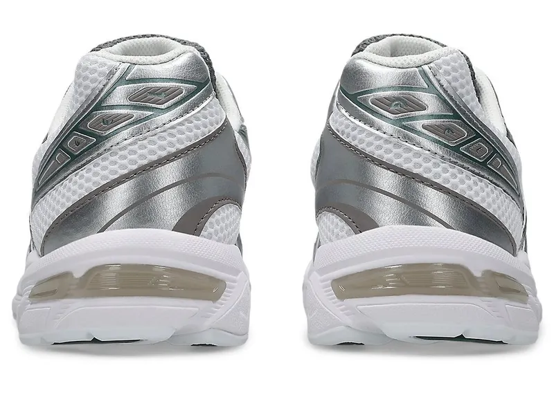 ASICS GEL-1130 “White / Forest Night” (1203A609-106)
