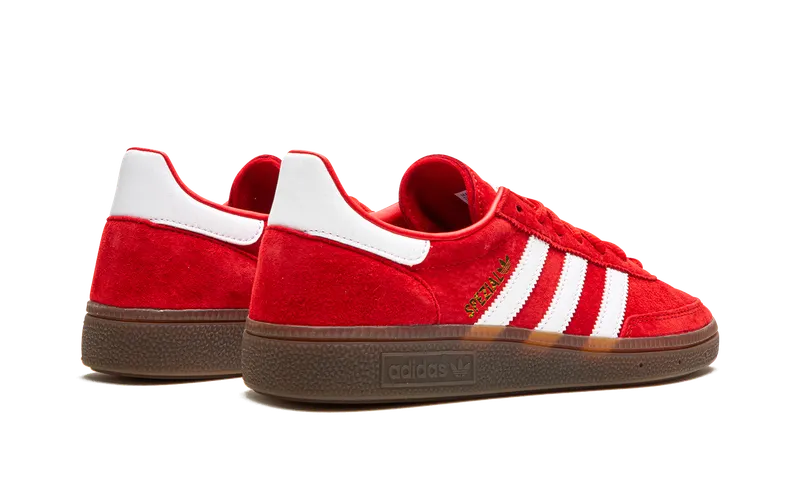 adidas Handball Spezial ‘Scarlet Gum’ (FV1227): de rode Spezial is nog nooit zo goedkoop geweest (2)