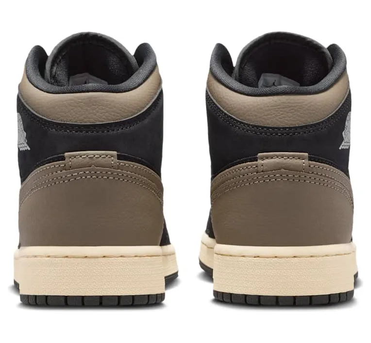 air-jordan-1 IB7053-002