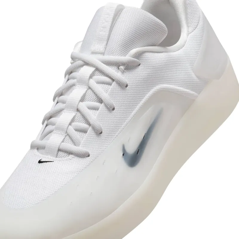 Nike SB Nyjah 4 “White / Black” (FQ1273-100)
