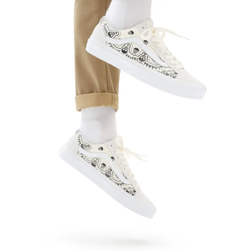VANS Bandana Style 36 Shoes White (VN0A54F642S)