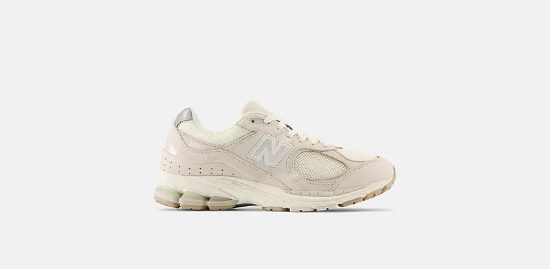 New Balance 2002R White Ivory (M2002RAA)