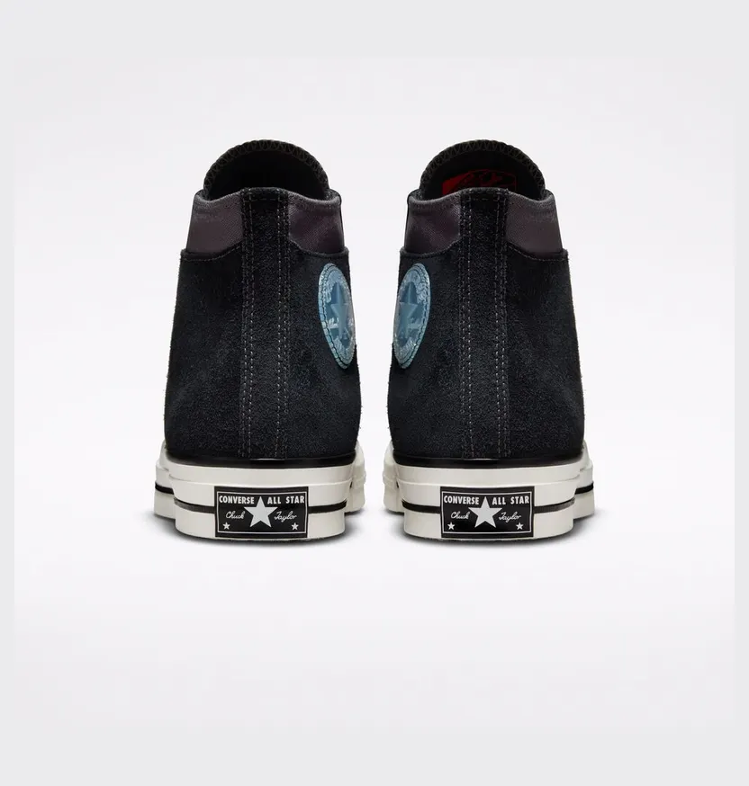 converse-chuck-taylor-all-star A01785C