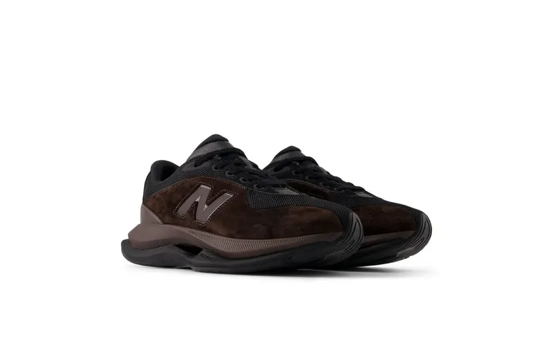 New Balance TF100 “Dark Coffee Black” (UTFOA8GD)