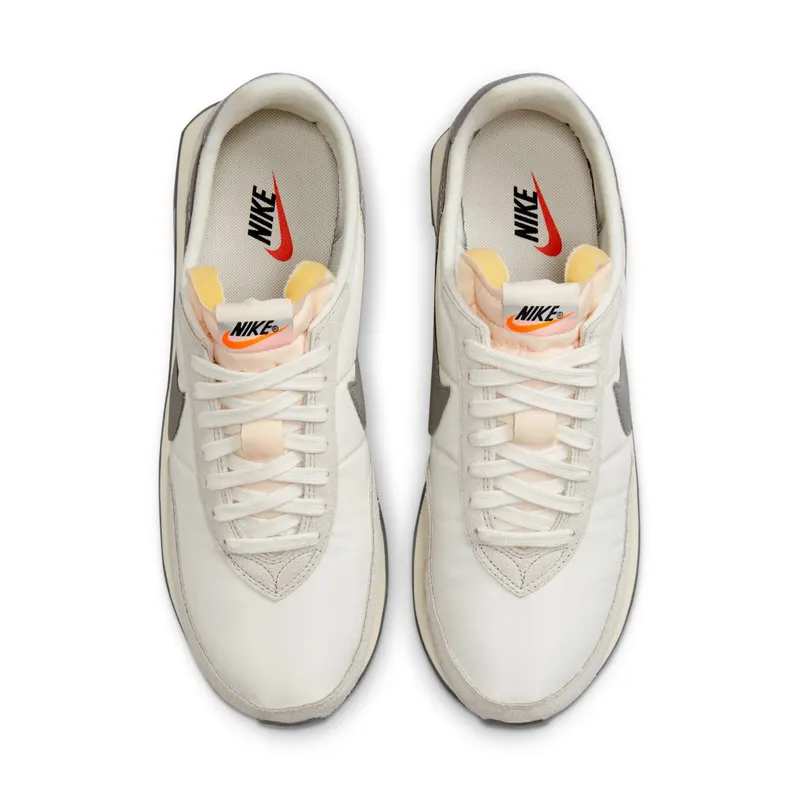 Nike Waffle Trainer 2 Sail Lightbone (DM0180-100)
