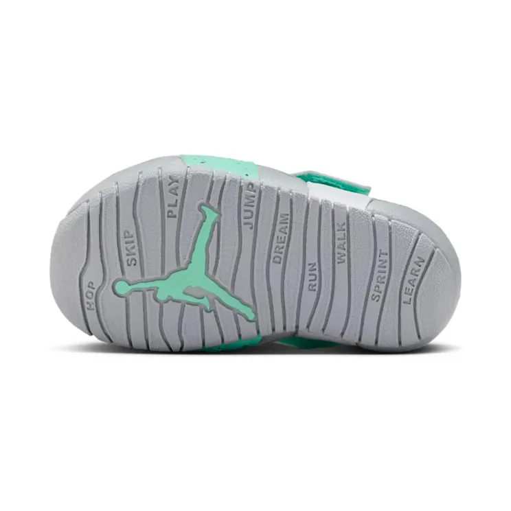 jordan-flare CI7850-302
