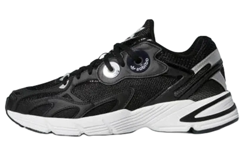 adidas Astir Core Black / Core Black / Cloud White (GY5260)