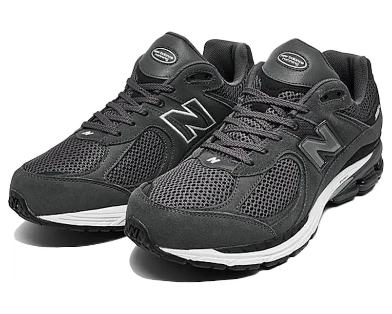 New Balance 2002R Magnet Black (M2002RMT)