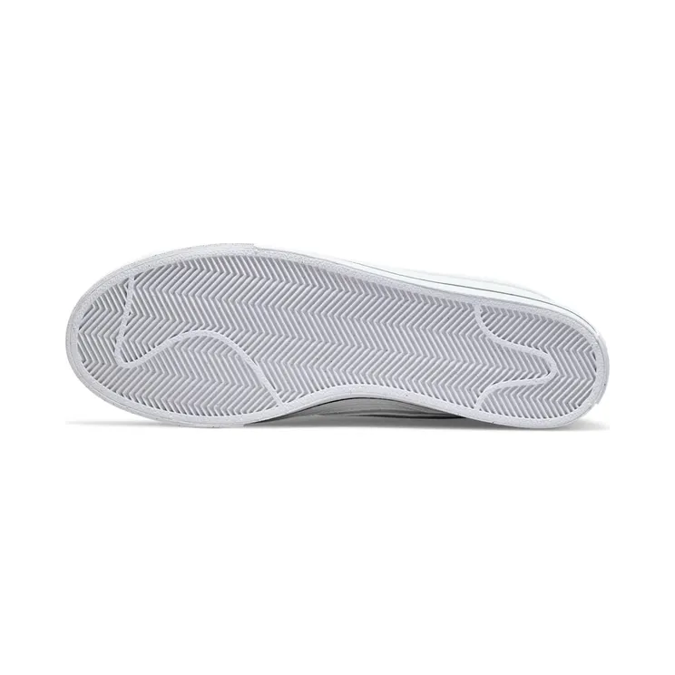 nikecourt DH3162-101