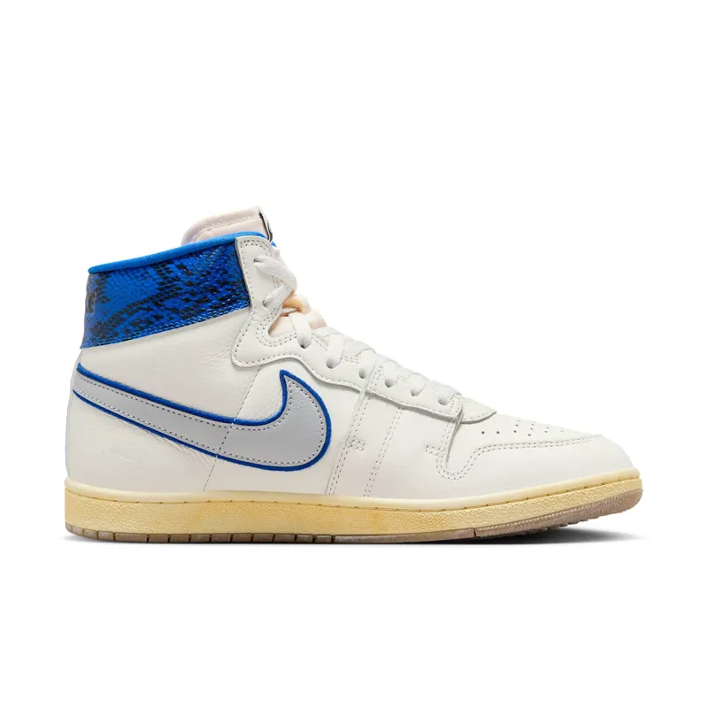 Jordan Air Ship “Awake NY – Game Royal” (FN8675-104)