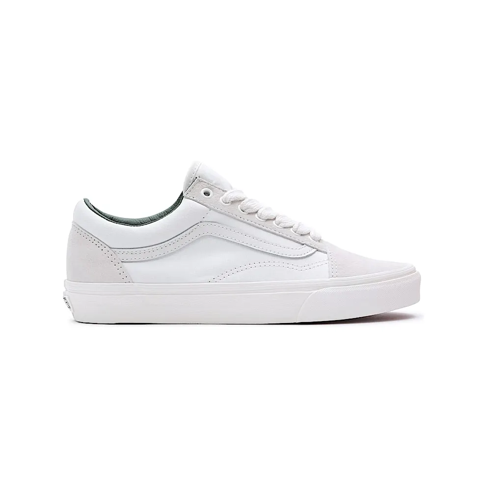 Vans Oversized Laces Old Skool White – “White” (VN0007NTWGR)
