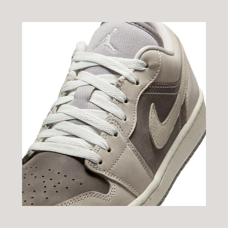 air-jordan-1 IB7011-001