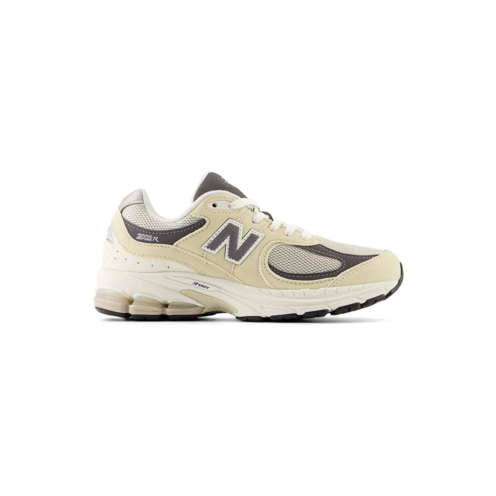 New Balance 2002R Sandstone Magnet (GC2002FA)