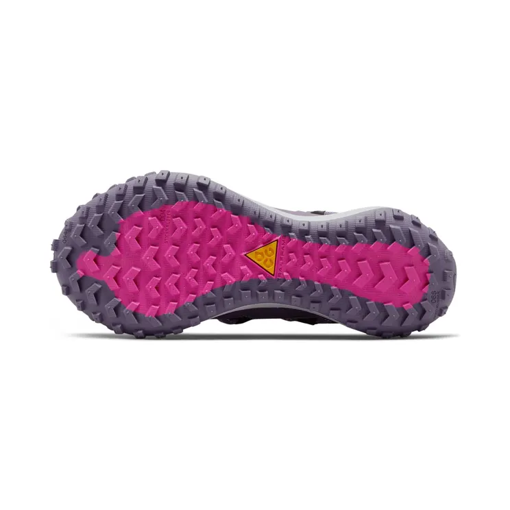 nike-acg DQ1979-500