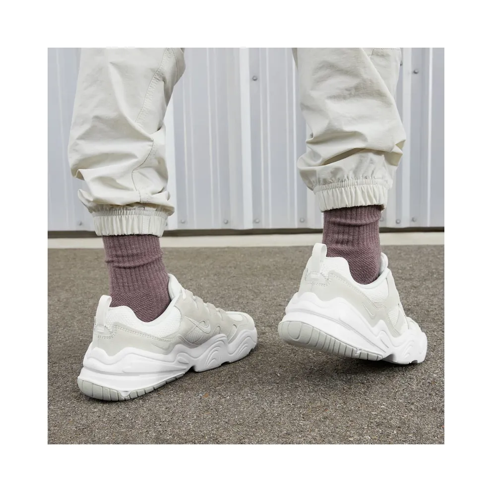 Nike Tech Hera “Photon Dust White” (FJ9532-100)
