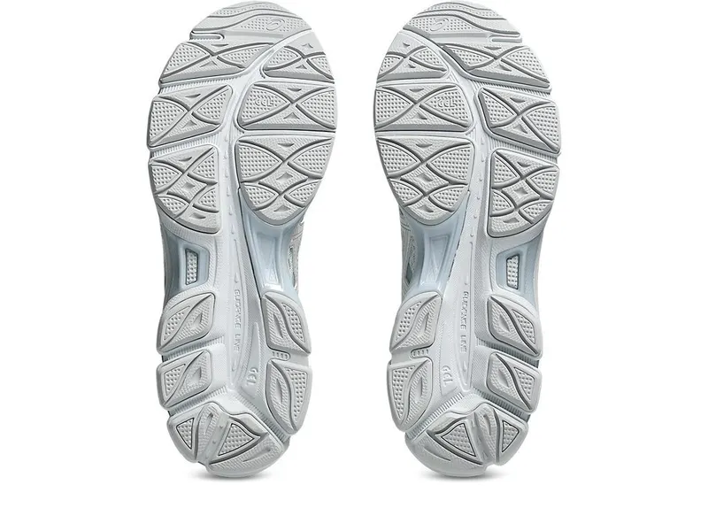 ASICS GEL-CUMULUS 16 “Airy Blue / Glacier Grey” (1203A887-400)