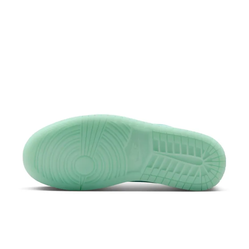 Jordan 1 Retro Low OG “Washed Teal” (HQ8111-300)